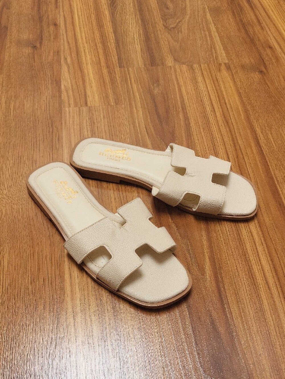 Women's Cream Slide Mules - Elegant Slip-On Sandals - Picture 5 of 5